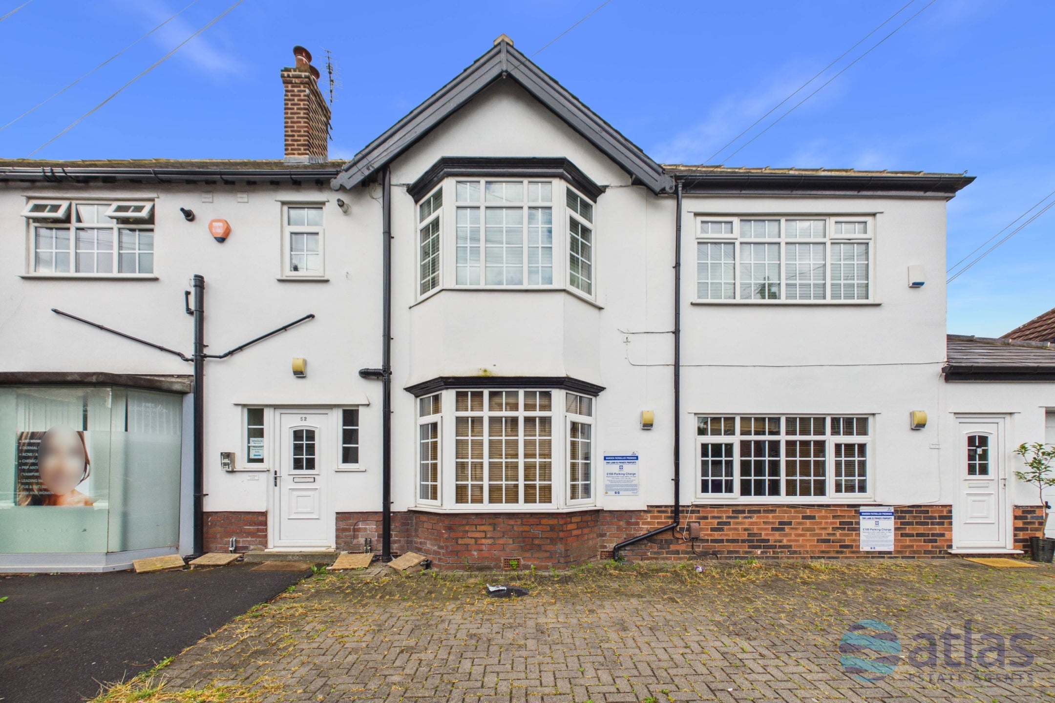 Flat Millersdale Road in Liverpool