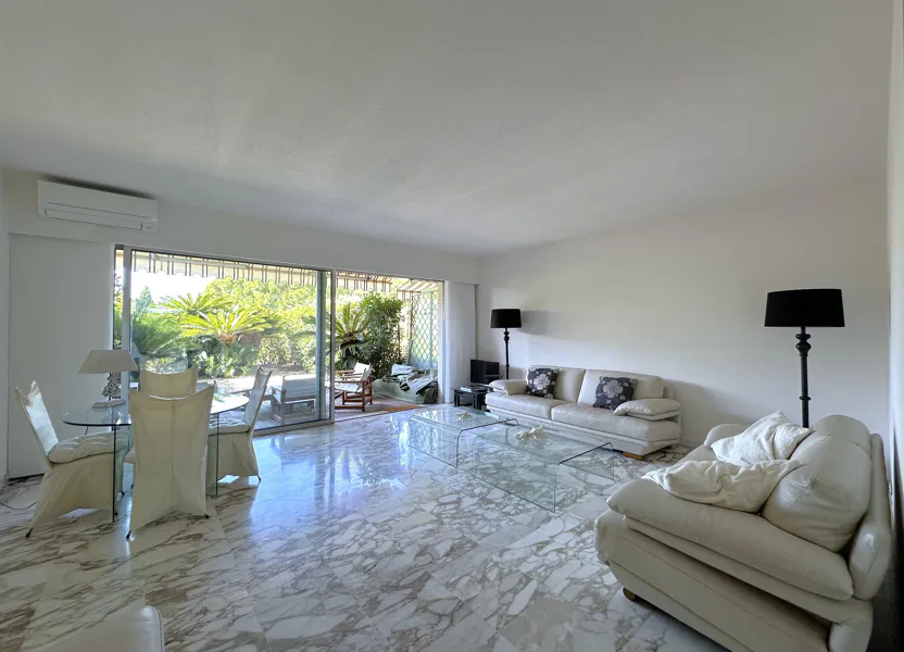 Appartement Avenue Virginie Hériot à Roquebrune-Cap-Martin