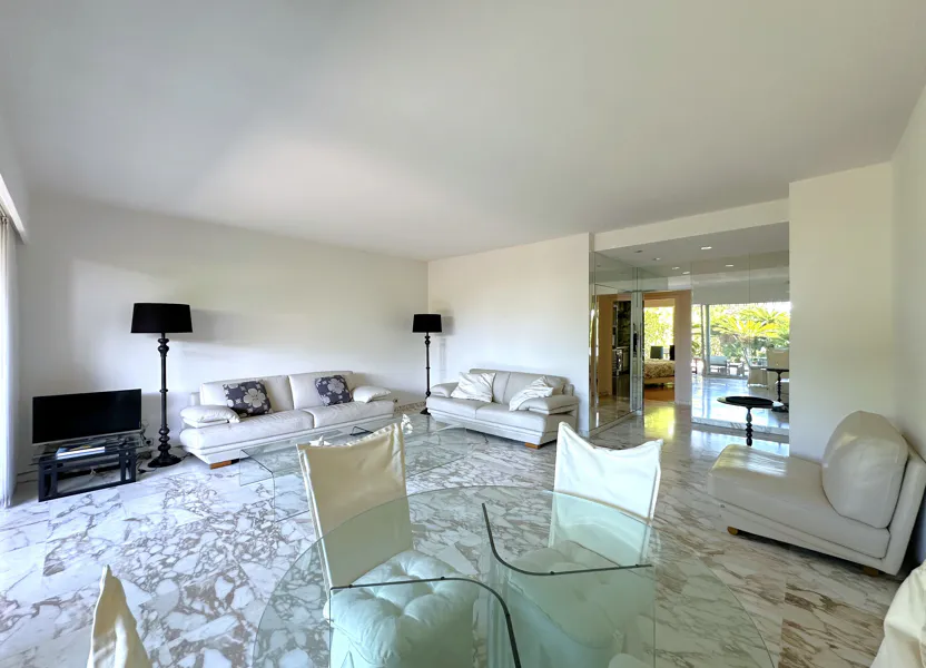 Appartement Avenue Virginie Hériot à Roquebrune-Cap-Martin