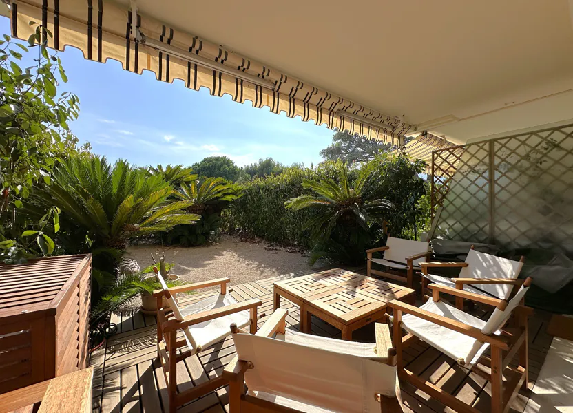 Flat Avenue Virginie Hériot in Roquebrune-Cap-Martin