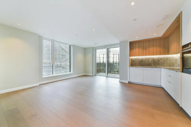 Flat Kennington Lane in Greater London