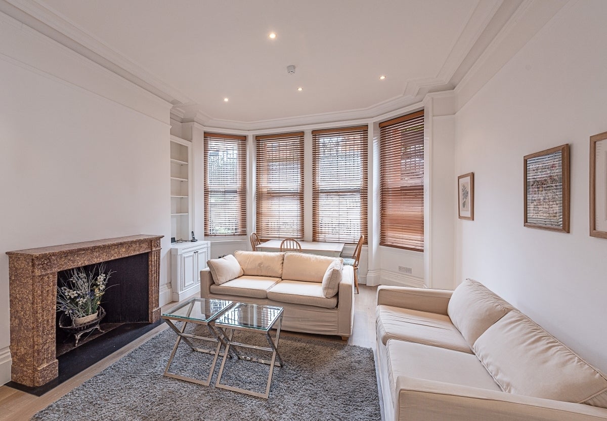Flat Carlisle Place in City of Westminster