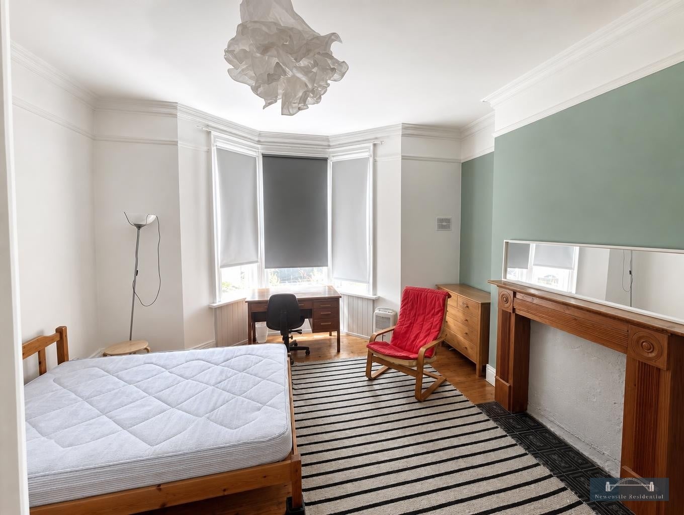 Flat Devonshire Place in Newcastle upon Tyne