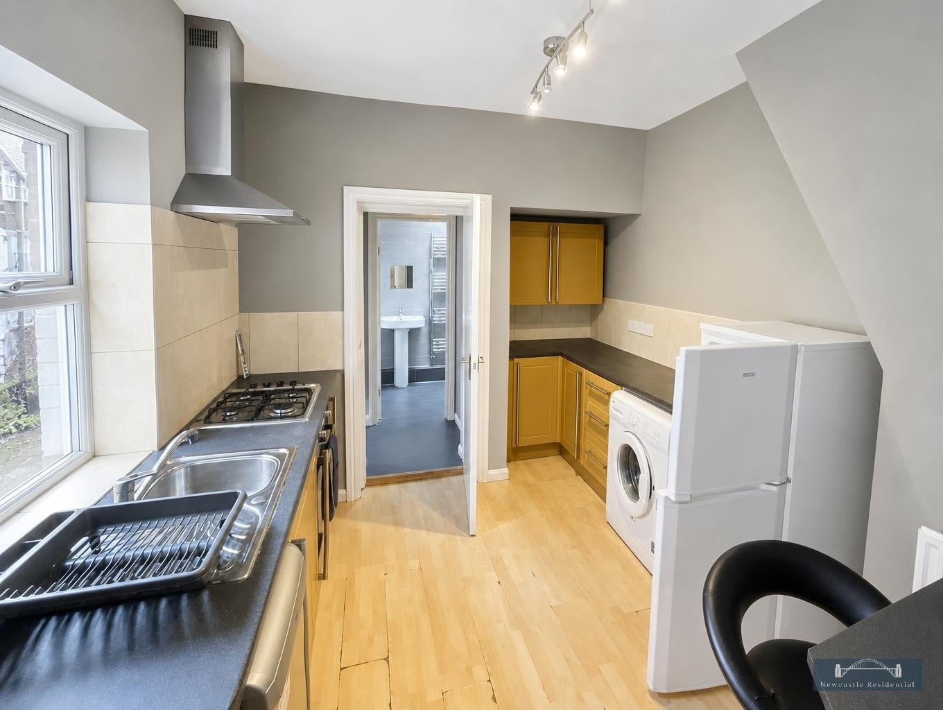 Flat Devonshire Place in Newcastle upon Tyne