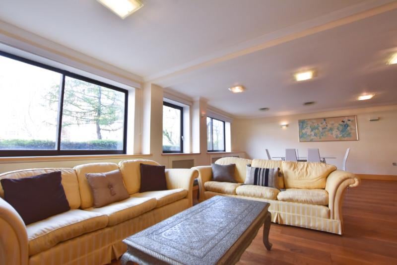 Flat Queen's Terrace in City of Westminster