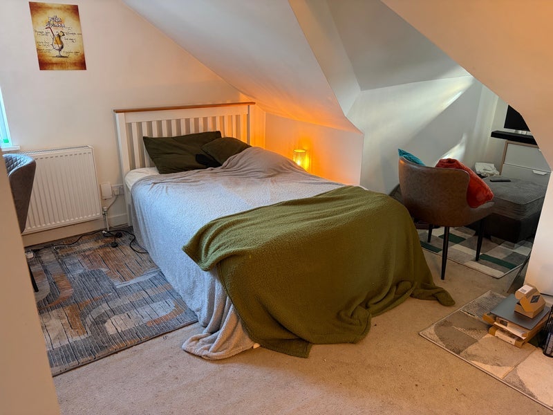 Room Everett Road in Manchester