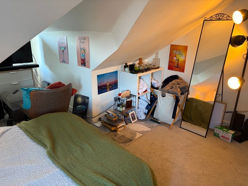 Room Everett Road in Manchester