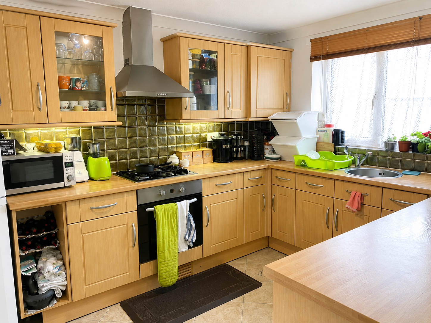House Anglesey Close in Basingstoke and Deane