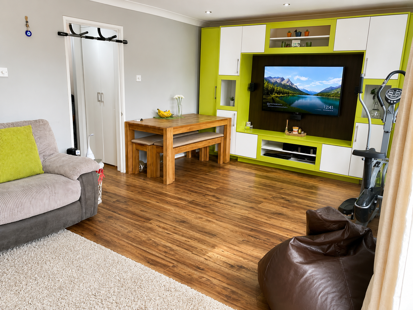 House Anglesey Close in Basingstoke and Deane