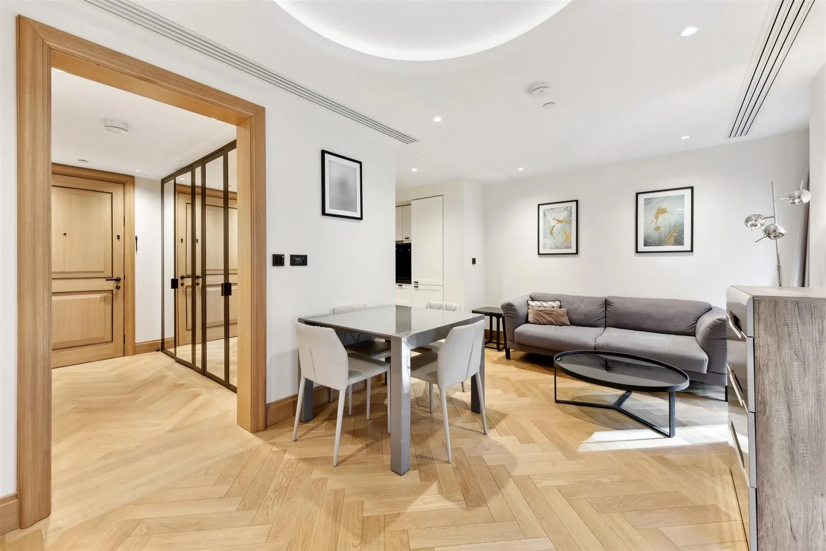 Flat Vincent Street in City of Westminster