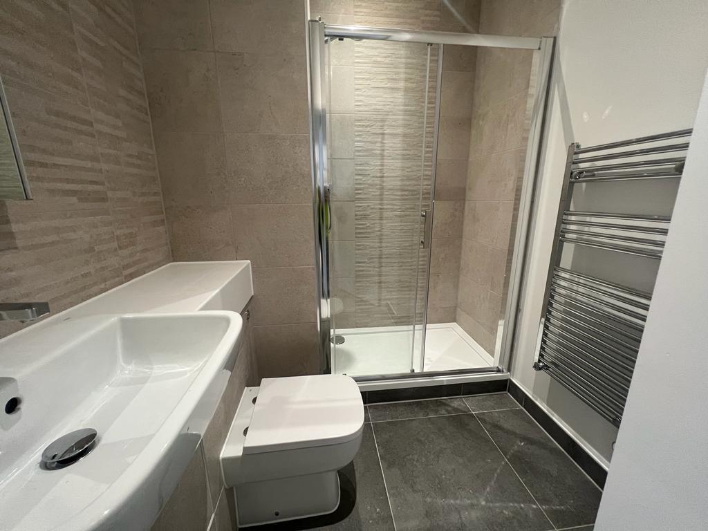 Flat Alençon Link in Basingstoke and Deane
