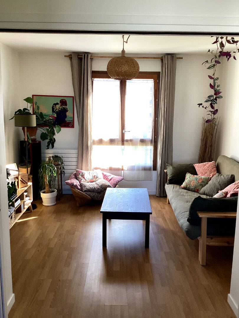 Flat Allée des Beaumonts in Montreuil