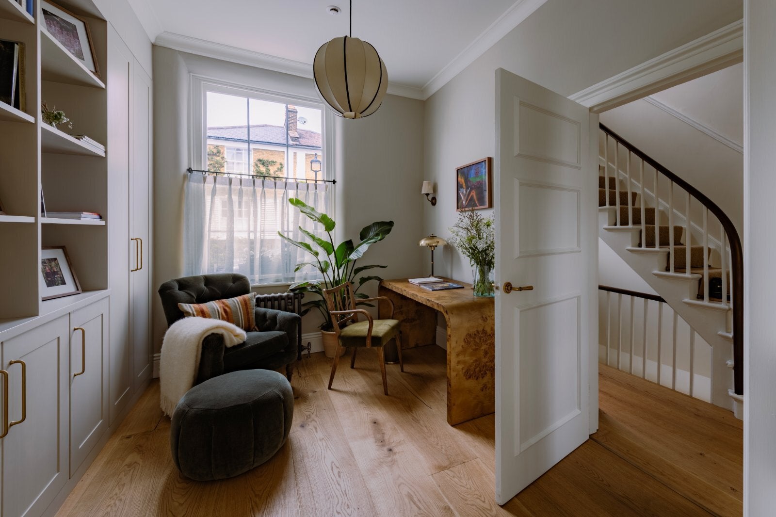House Bloomfield Terrace in City of Westminster