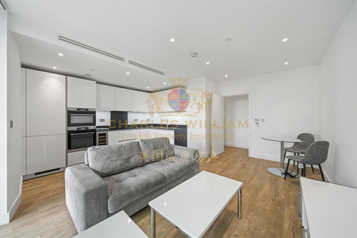 Flat Wandsworth Road in Greater London