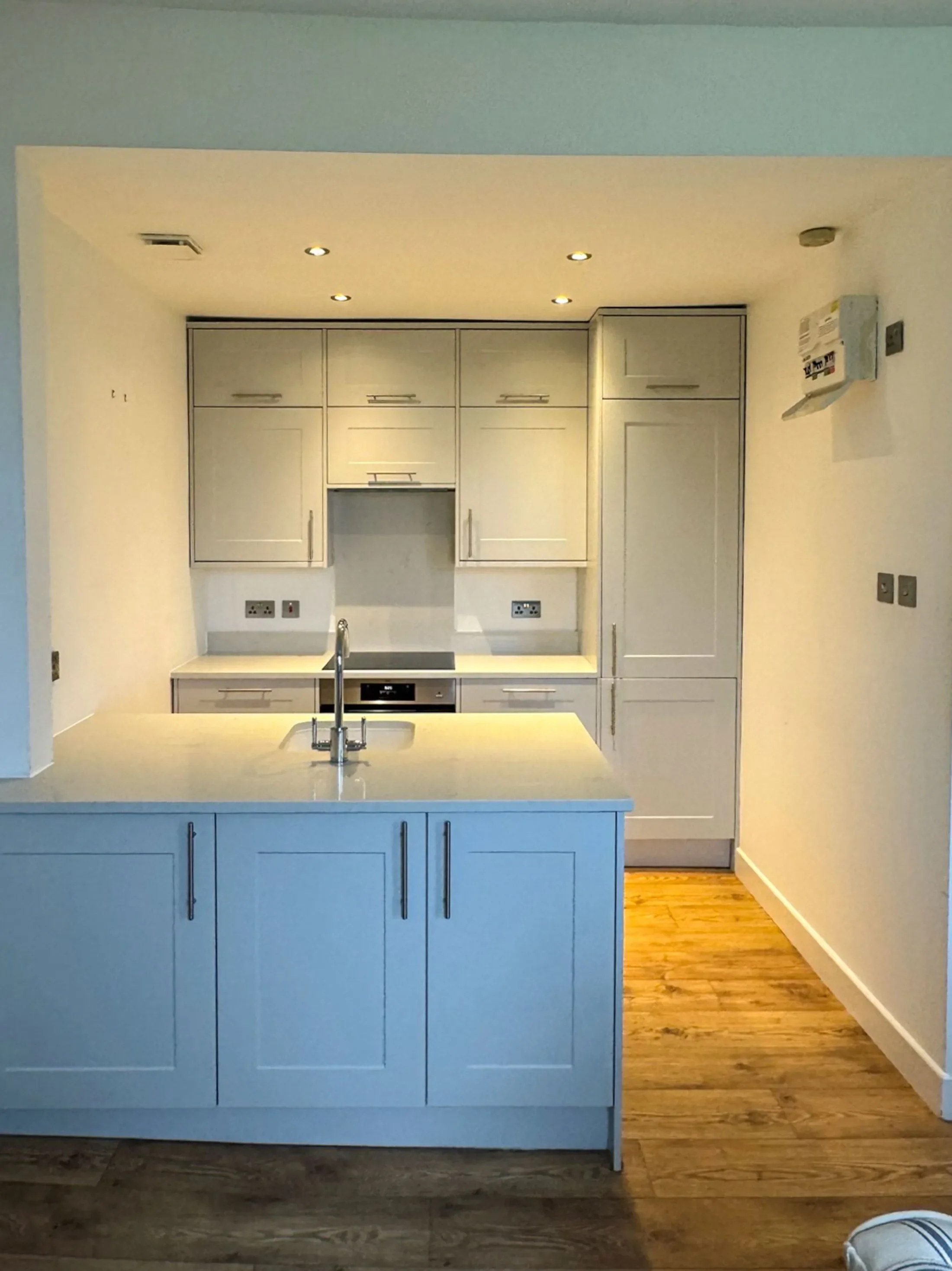 Flat Palliser Road in Greater London