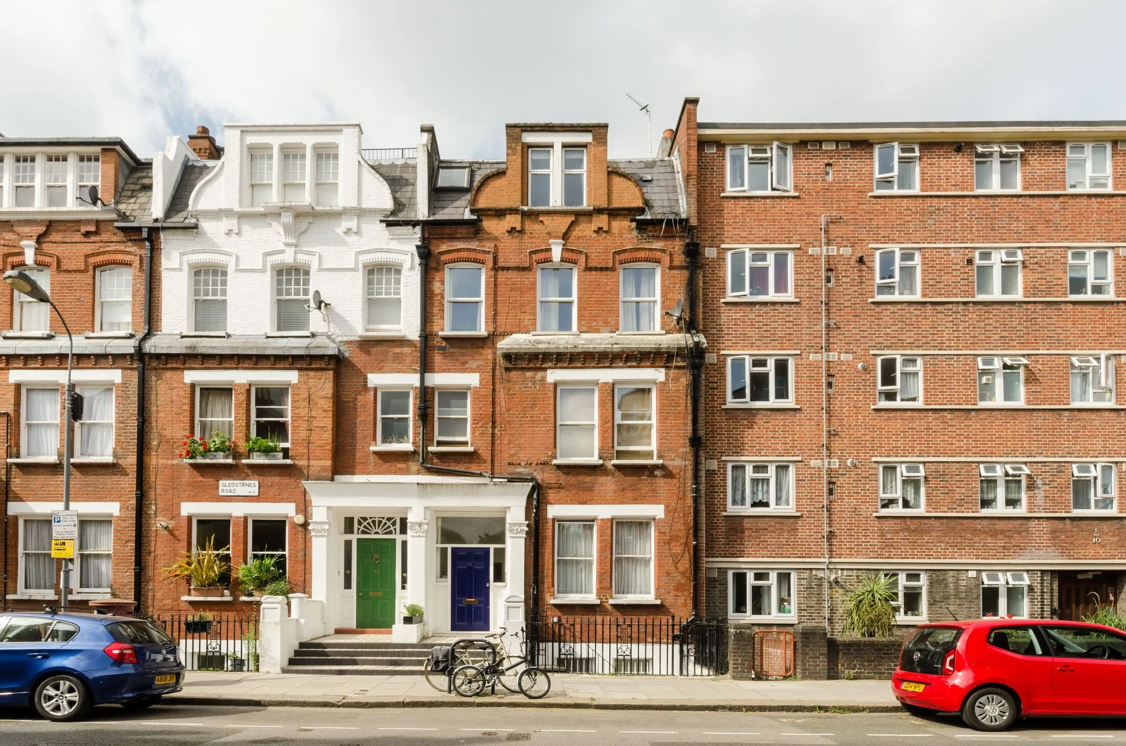 Flat Palliser Road in Greater London