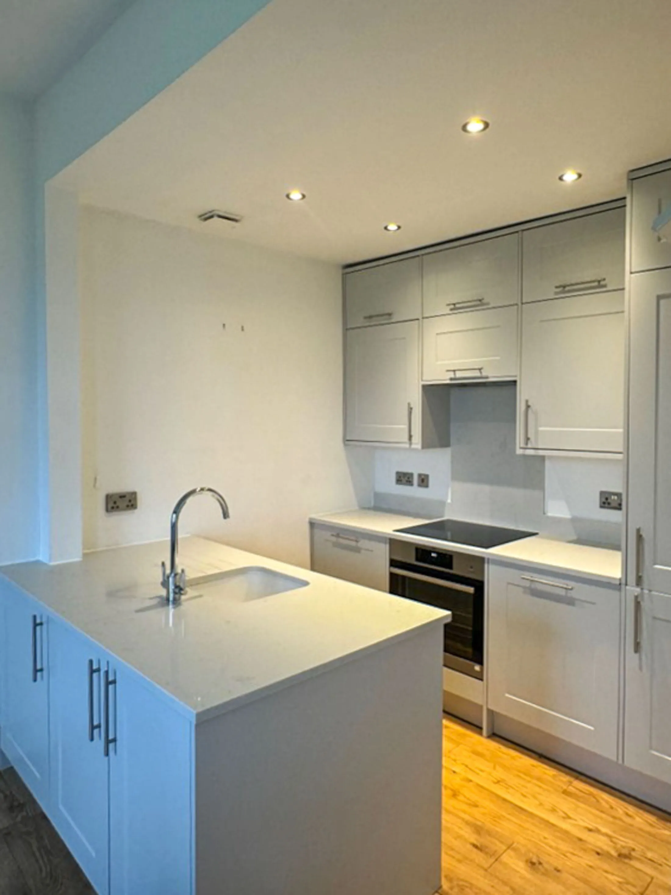 Flat Palliser Road in Greater London