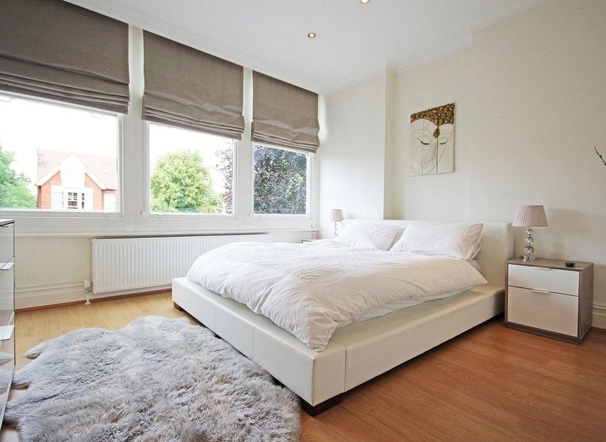 Flat Westbury Road in Greater London