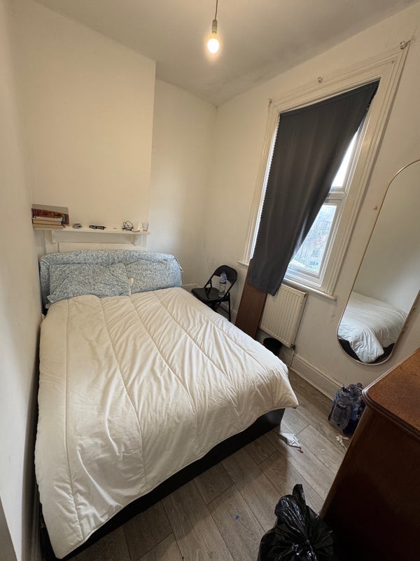 Room Herbert Road in Greater London