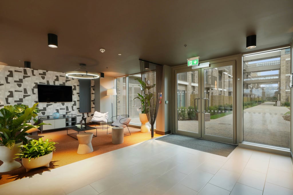 Flat Randalls Way in Mole Valley