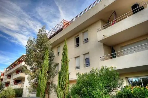 Flat Rue Louis Roussel in Montpellier