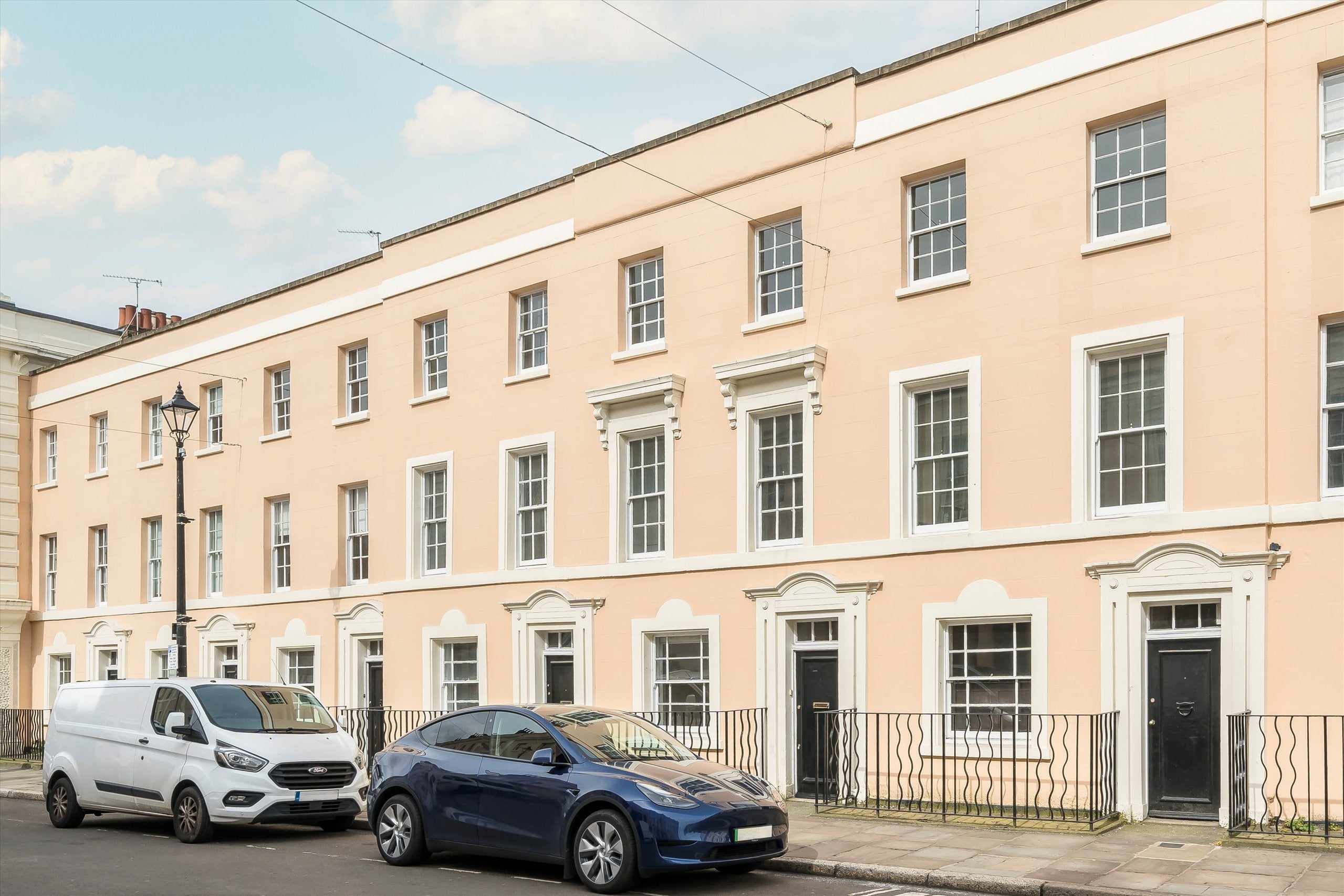 House College Approach in Greater London