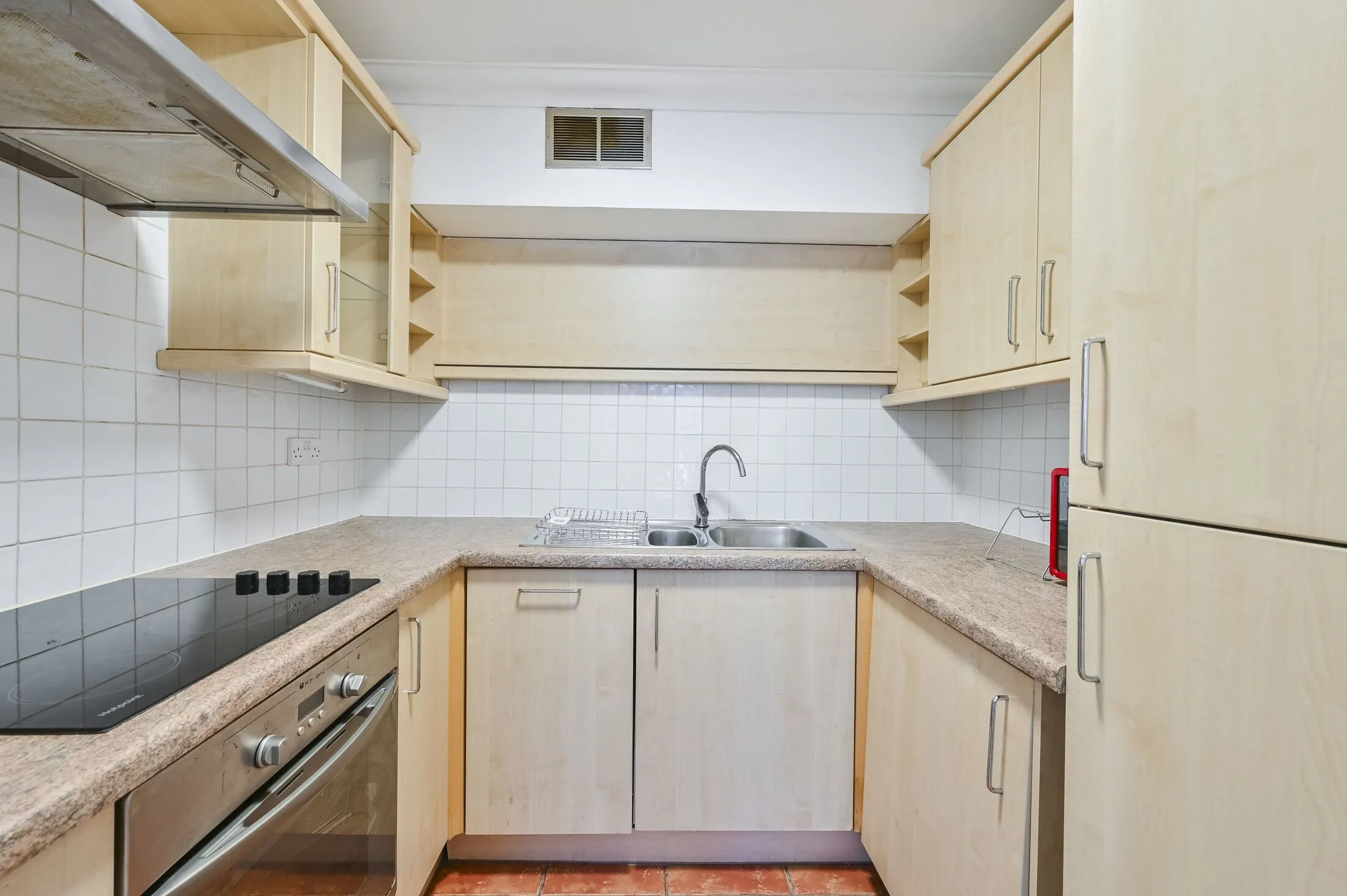 Flat Fitzroy Street in Greater London