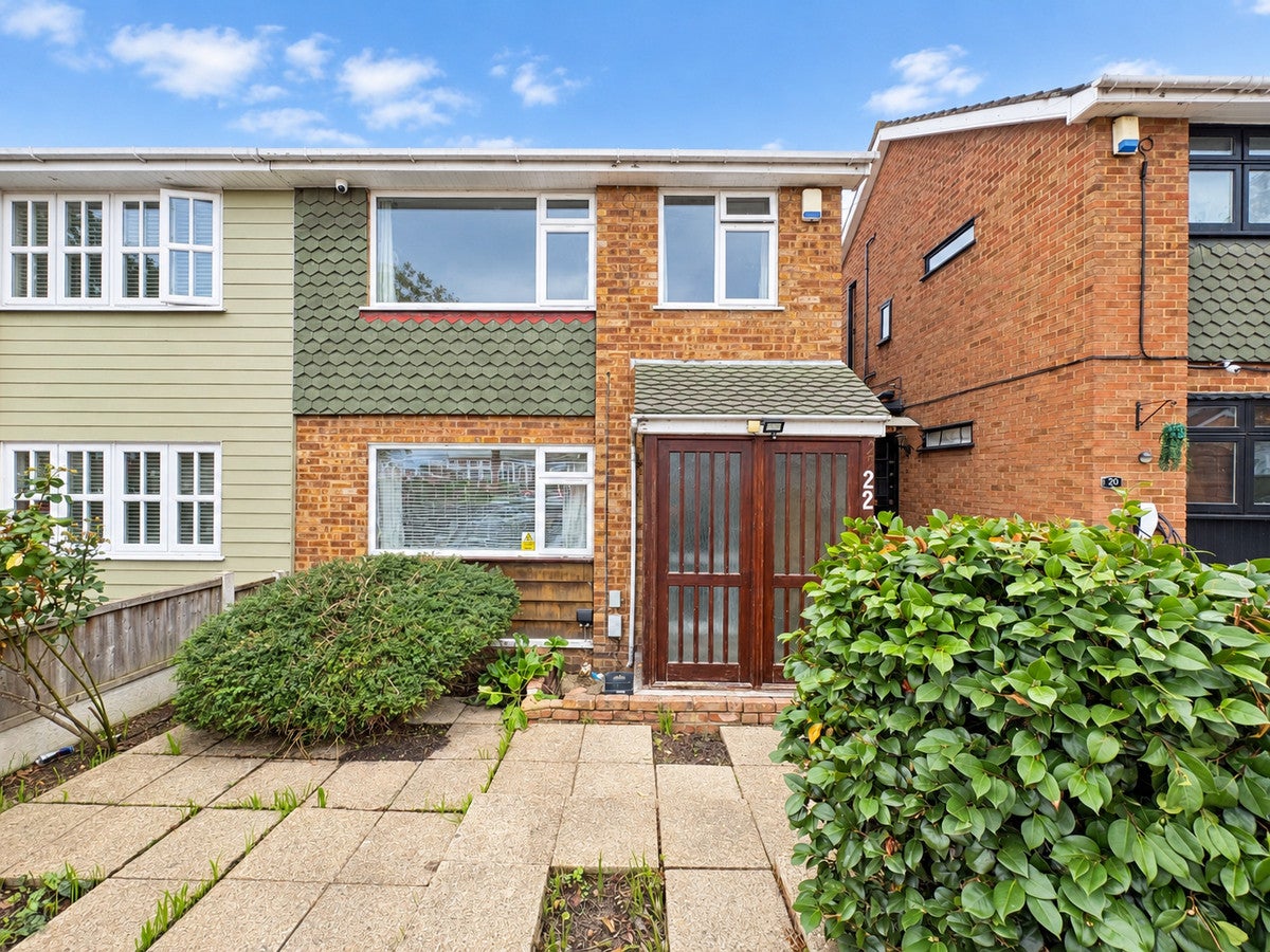 House Oates Road in Greater London