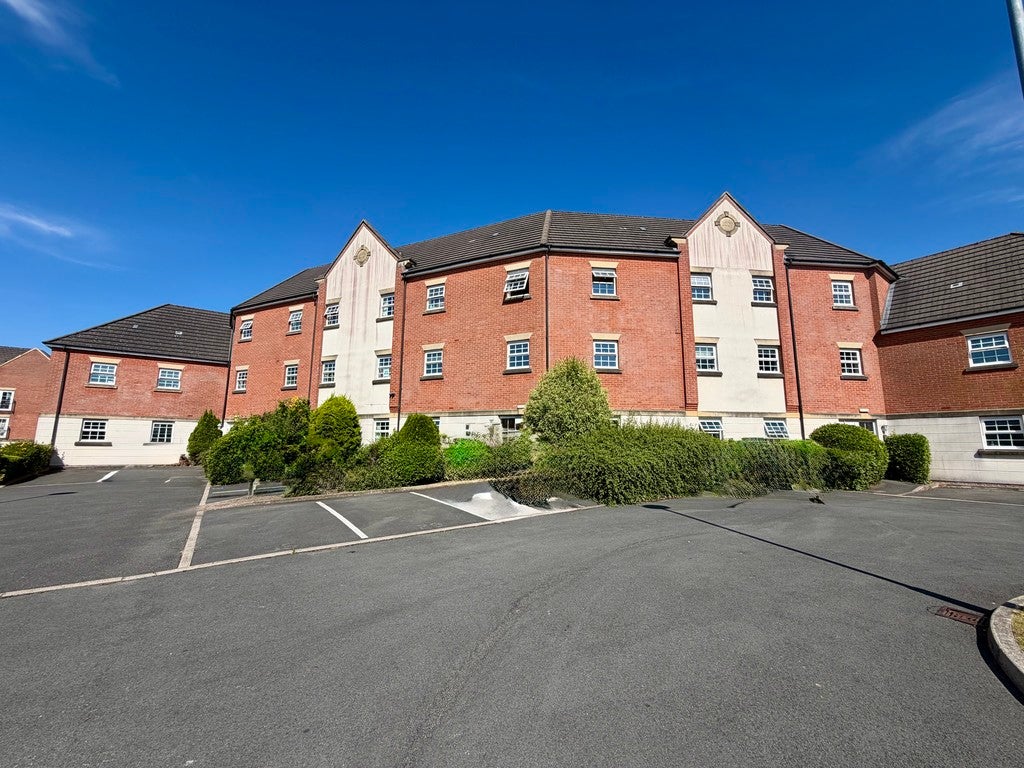 Flat Fusiliers Close in Chorley