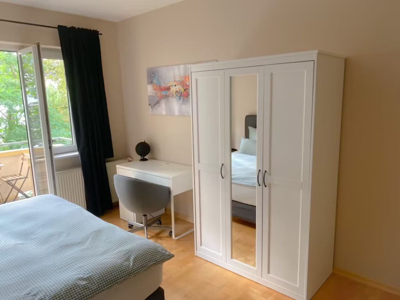 Zimmer Wiesenau in Frankfurt am Main