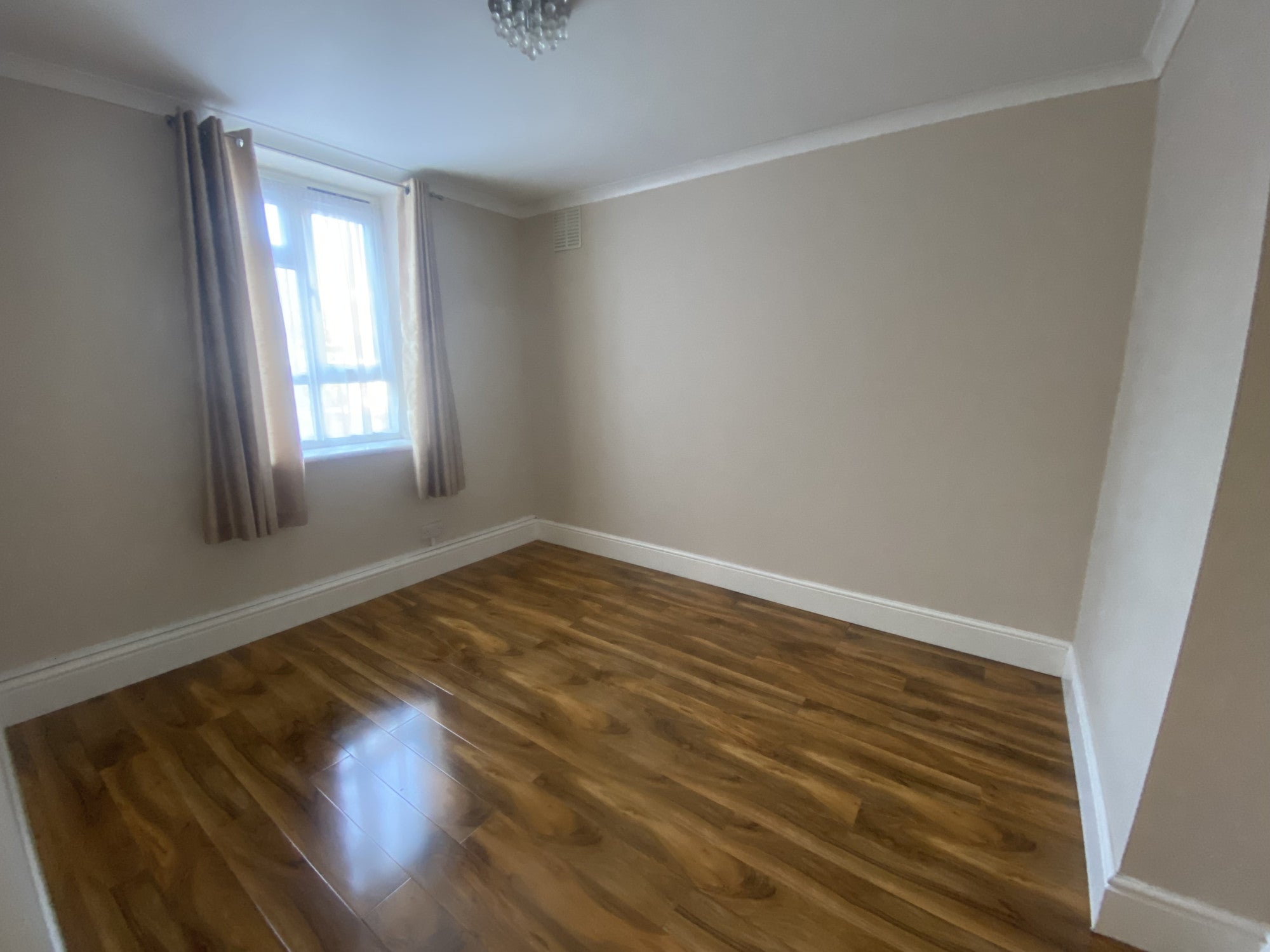 Flat Malden Way in Greater London