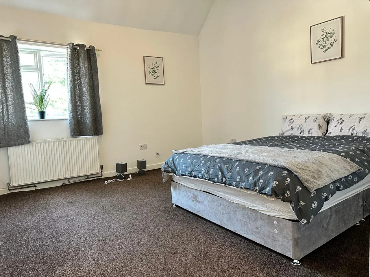 Flat Pinfold Street in Darlaston