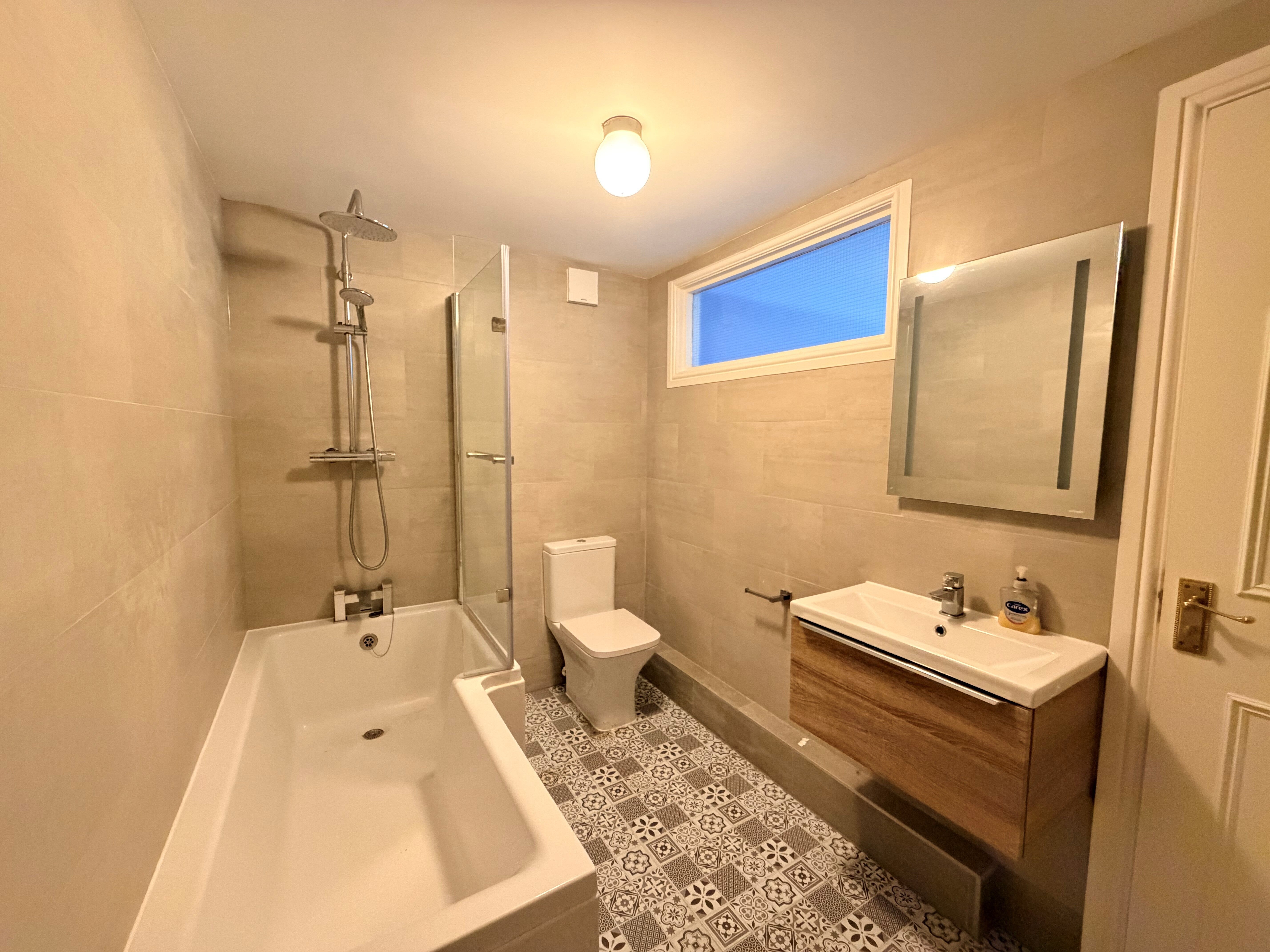 Flat Northenden Road in Trafford