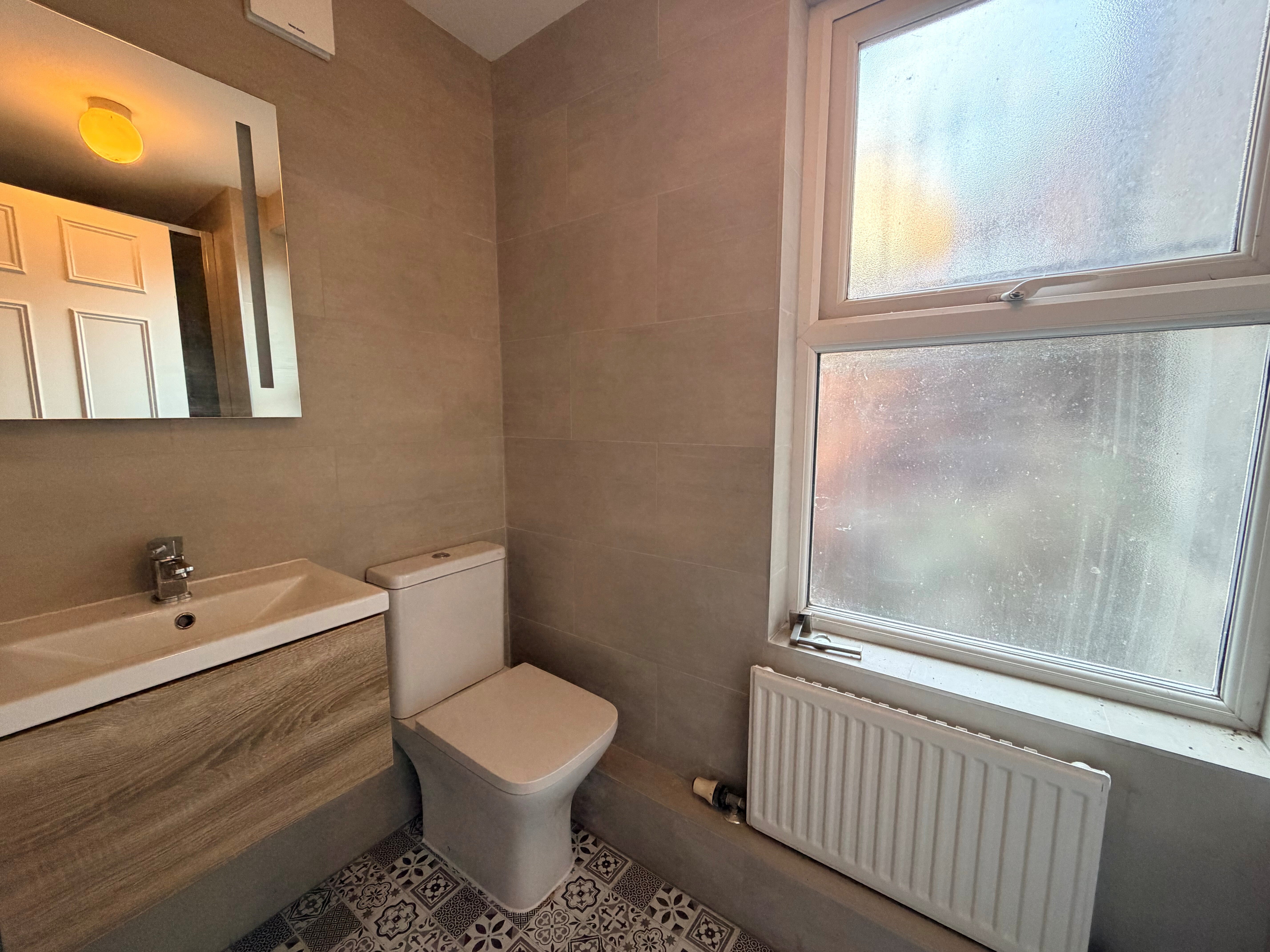 Flat Northenden Road in Trafford