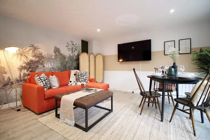 Flat Wootton Mount in Bournemouth
