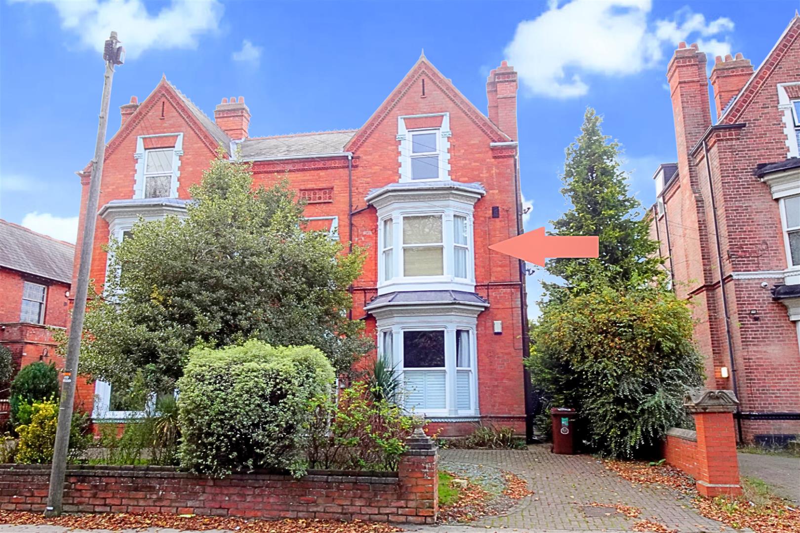 Flat Welholme Road in Grimsby