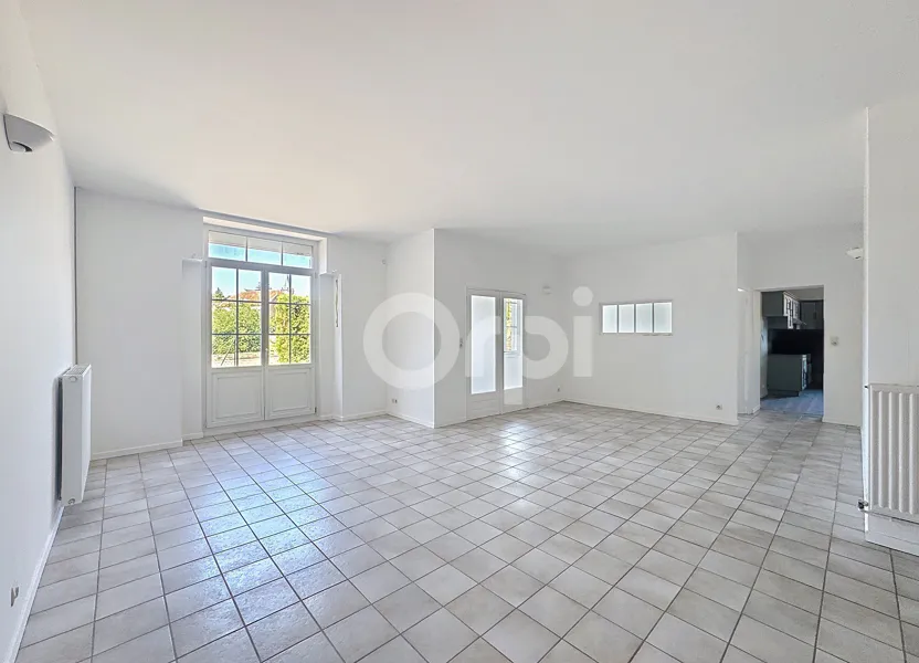 Flat D 262 in Humes-Jorquenay