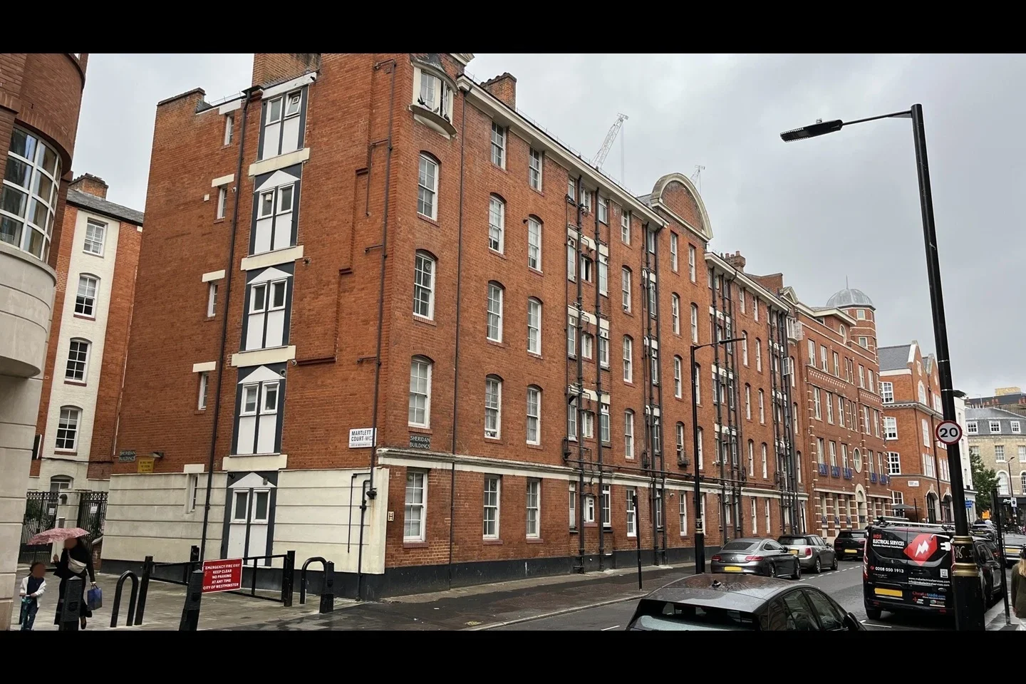 Flat Crown Court in City of Westminster