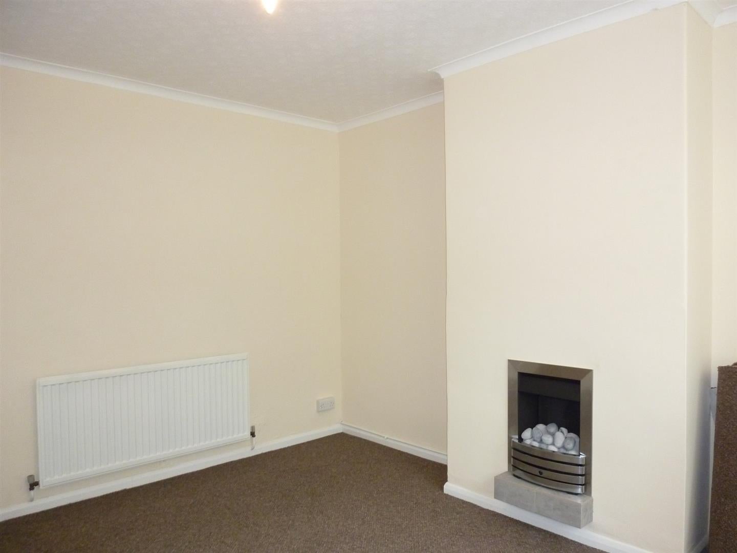House Ansten Crescent in Doncaster