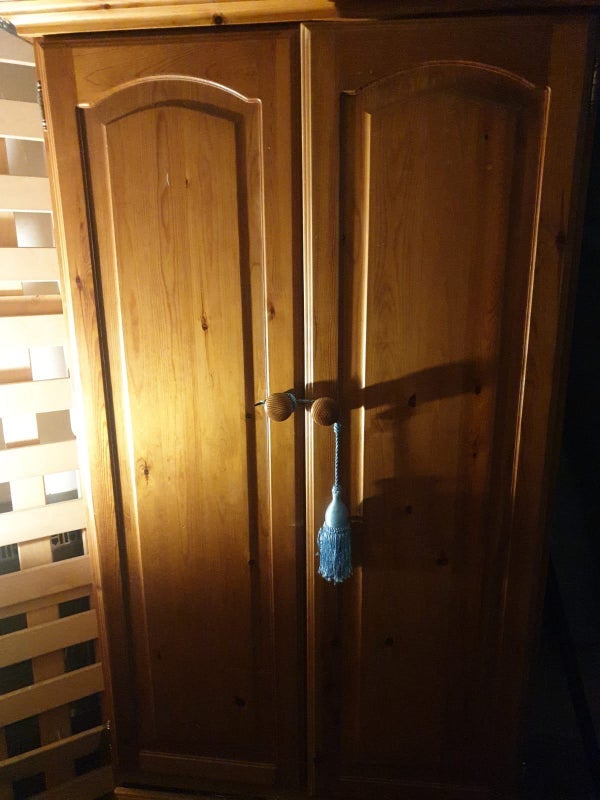 Room Gunnersbury Avenue in Greater London