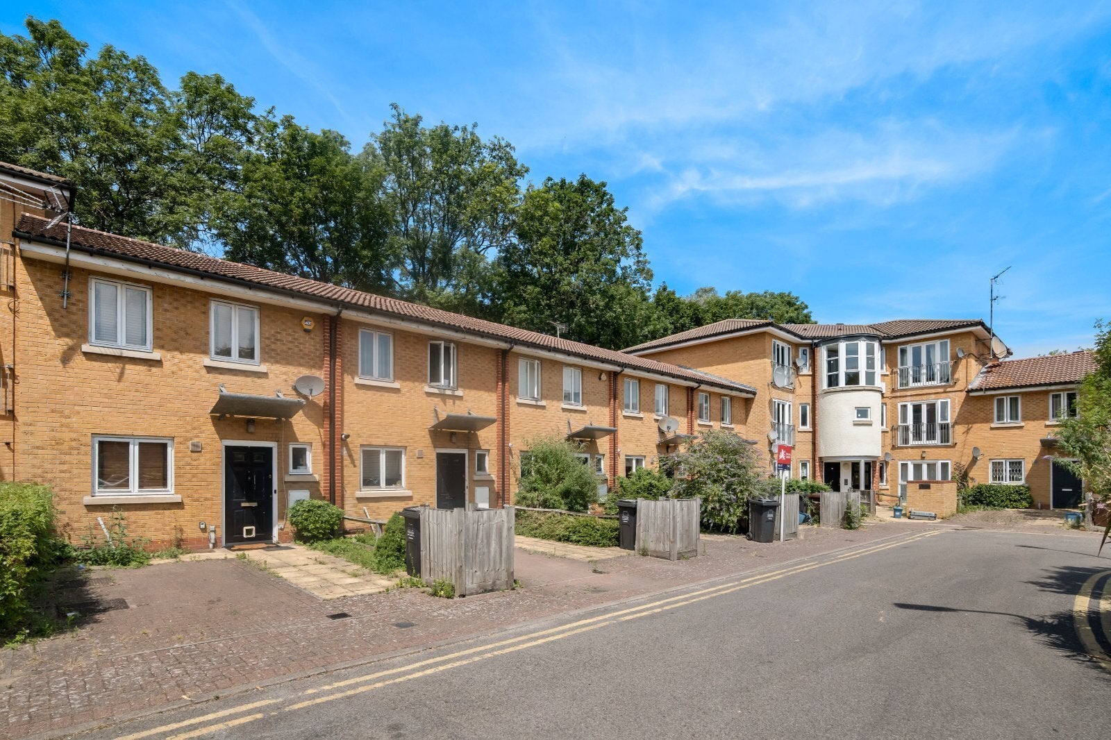 House Shalbourne Square in Greater London