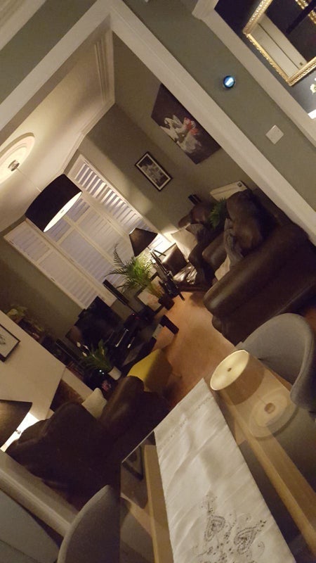 Room Sunnyside Road in Greater London