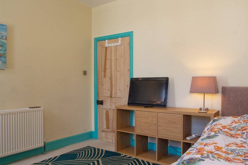 Room Nithsdale Road in Weston-super-Mare