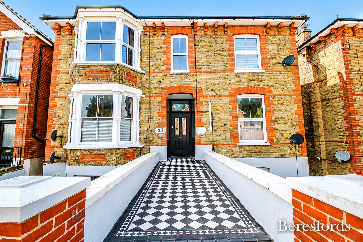 Flat Rose Valley in Brentwood