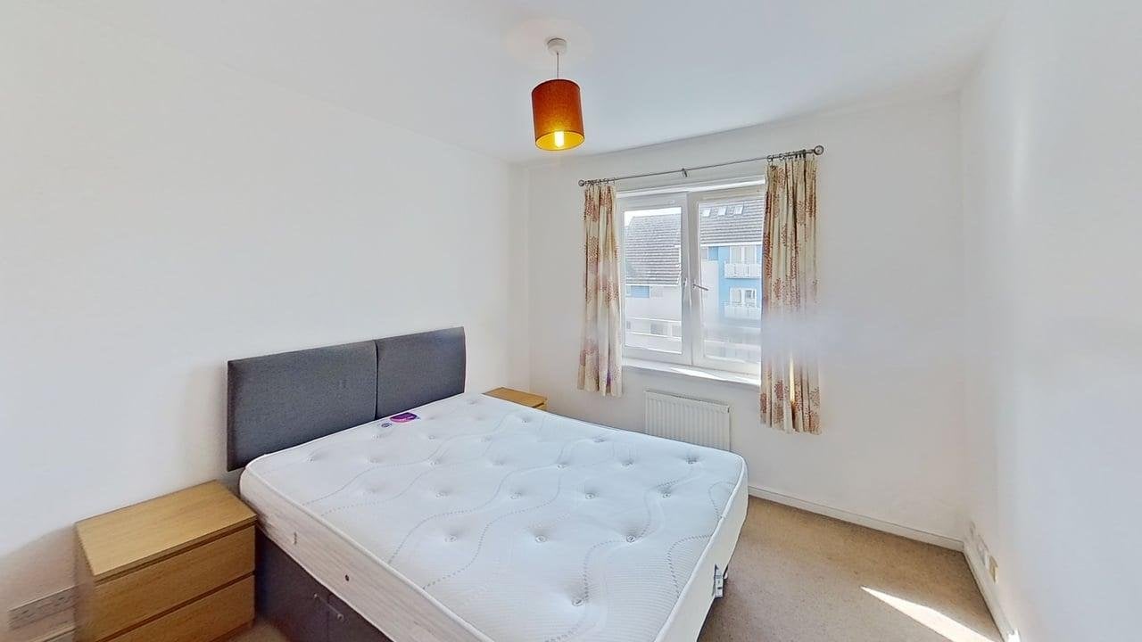 Flat Netherton Gardens in Glasgow