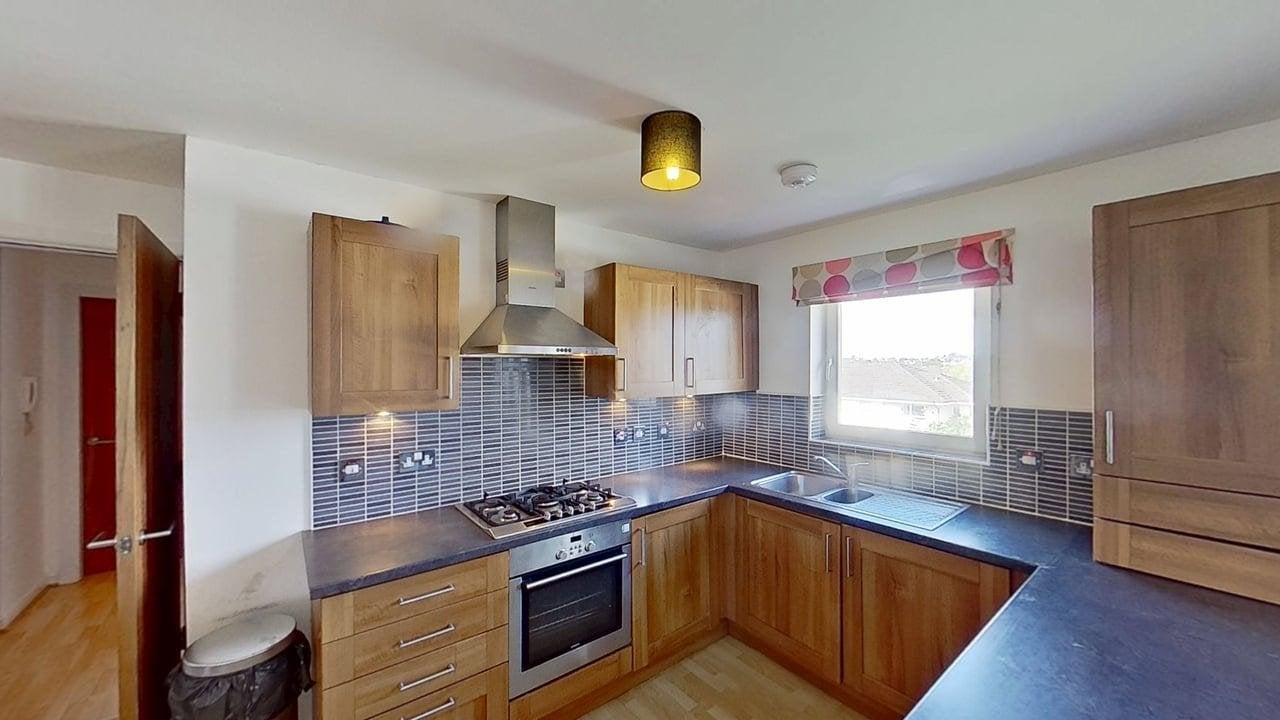 Flat Netherton Gardens in Glasgow