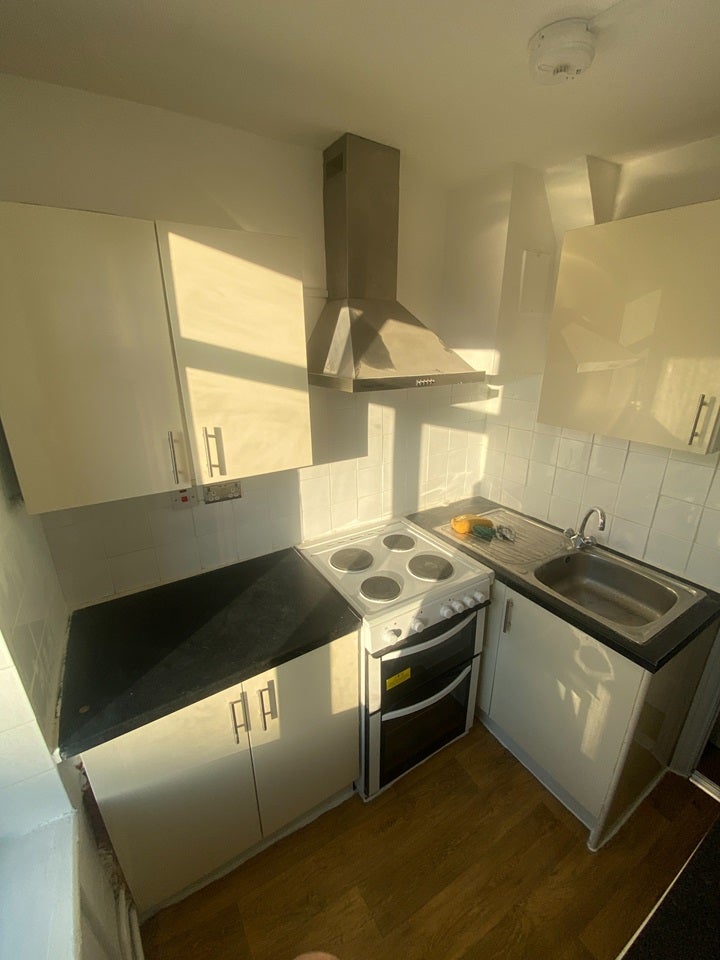 Flat Briarwood Drive in Greater London