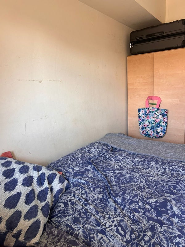 Room Finchley Road in Greater London