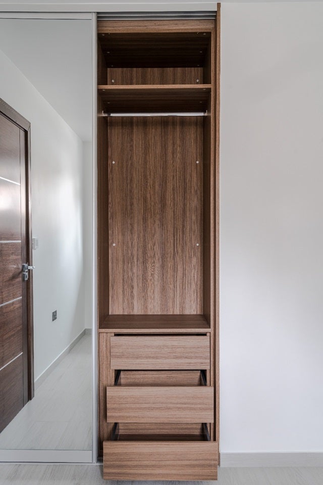 Flat Clapham Road in Greater London