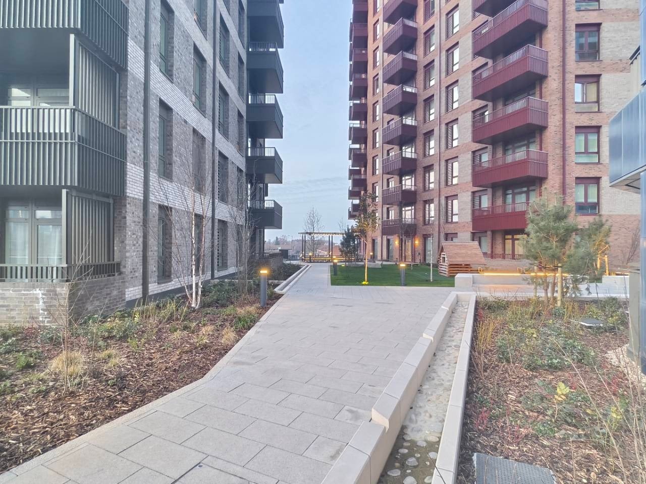 Flat Manor Road in Greater London
